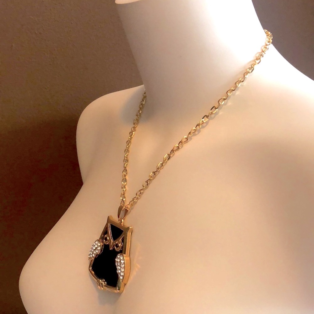 2 x $20‼️ OWL PENDANT / NECKLACE Gold and Black Embellished with Crystals - Picture 1 of 7